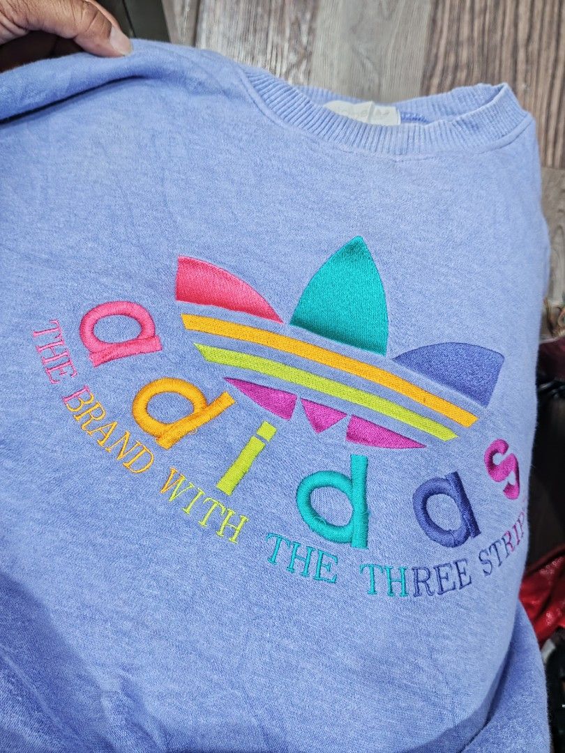 Colourful sweatshirt top