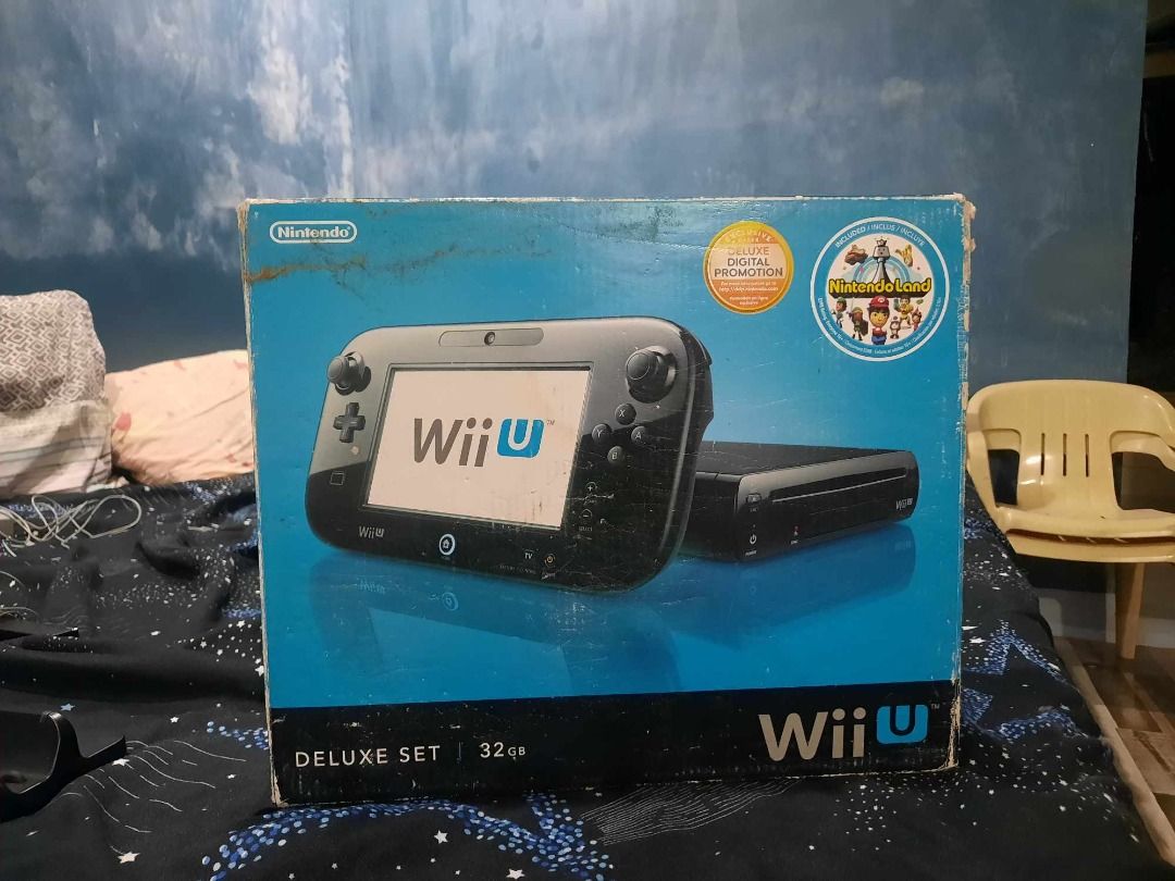 Working scratched Jailbroken Tiramisu Wii U Black 32Gb it comes with