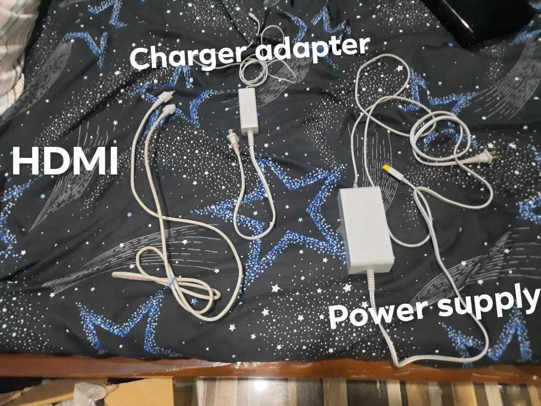 Working scratched Jailbroken Tiramisu Wii U Black 32Gb it comes with