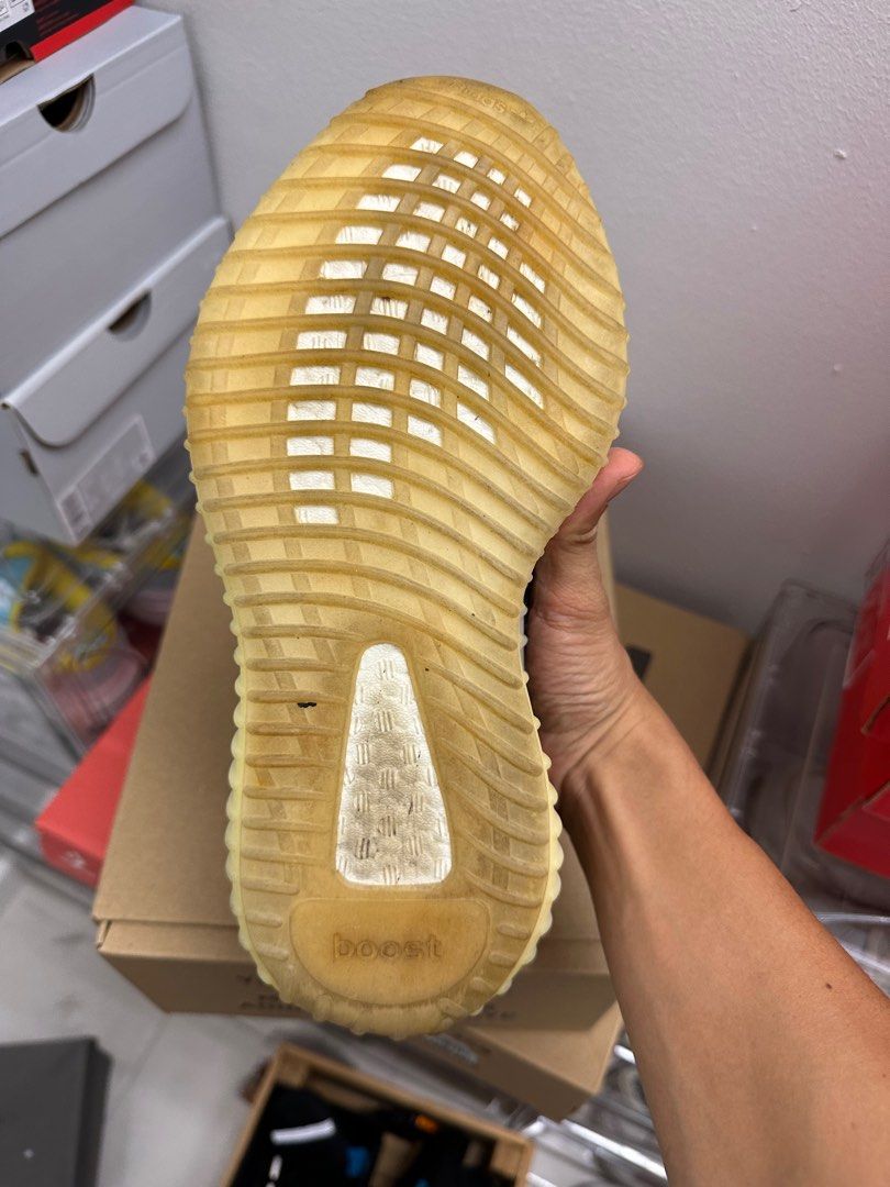 Yeezy 350 V2 Zebra