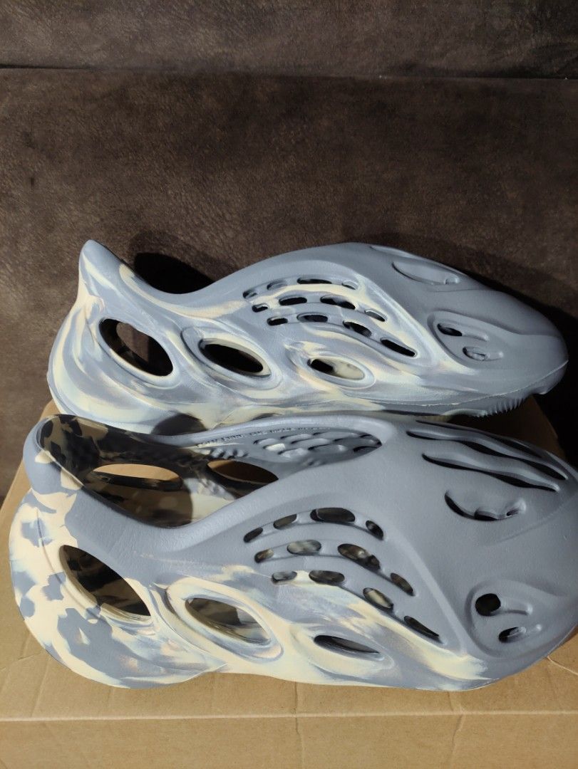 yeezy foam runner mx moon grey