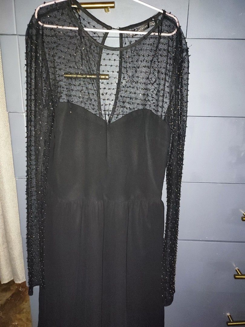 ZARA TRAFALUC Little Black Dress Size S, Women's Fashion, Dresses & Sets,  Dresses on Carousell