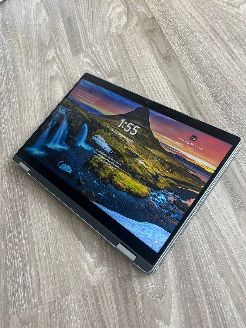 12th Gen Dell Latitude 5330 2in1 Business Laptop 13.3” FHD