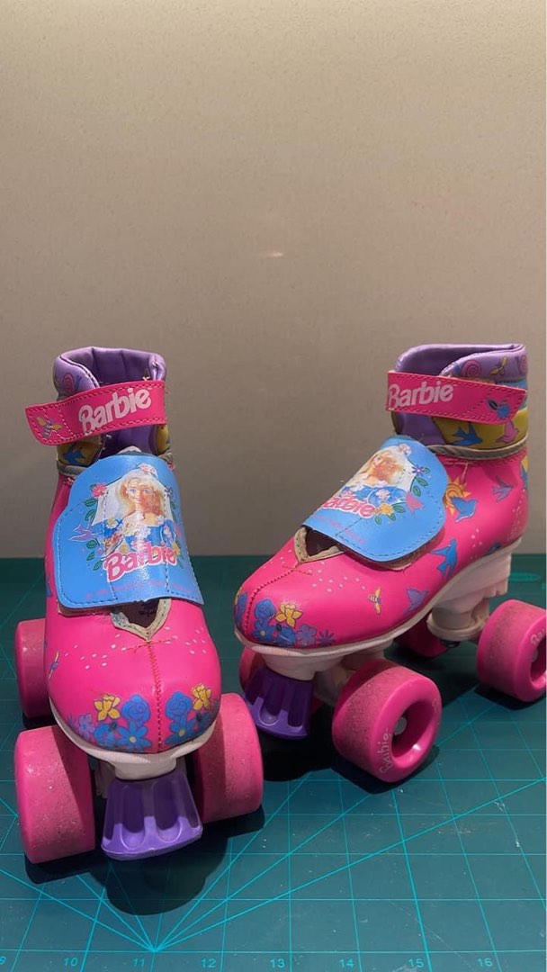 1995 Vintage Retro Barbie Roller Skate, Sports Equipment, Sports
