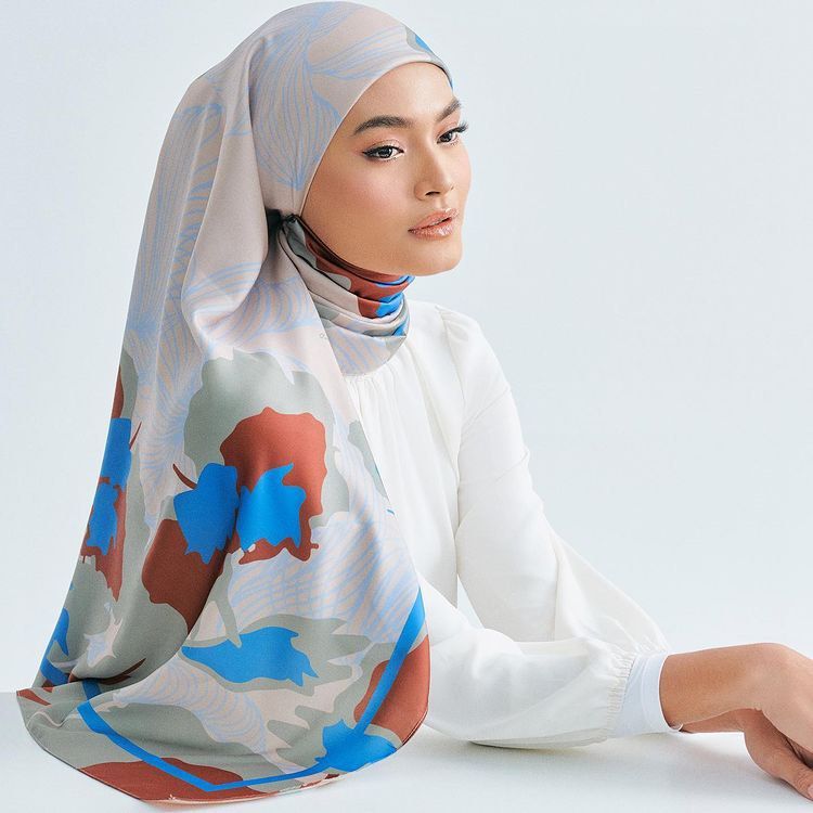Ameera Zaini Brand new Nego till let go Women s Fashion
