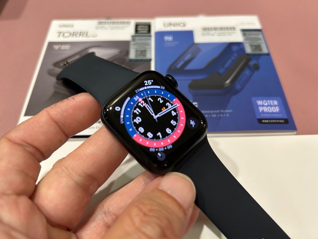 Apple Watch SE 2 40mm Midnight Mobile Phones Gadgets Wearables