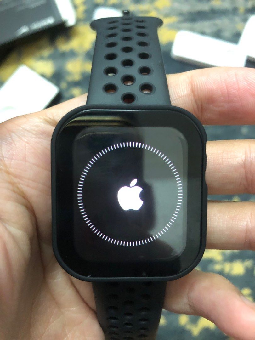 Apple watch series hotsell 6 nike edition 40mm