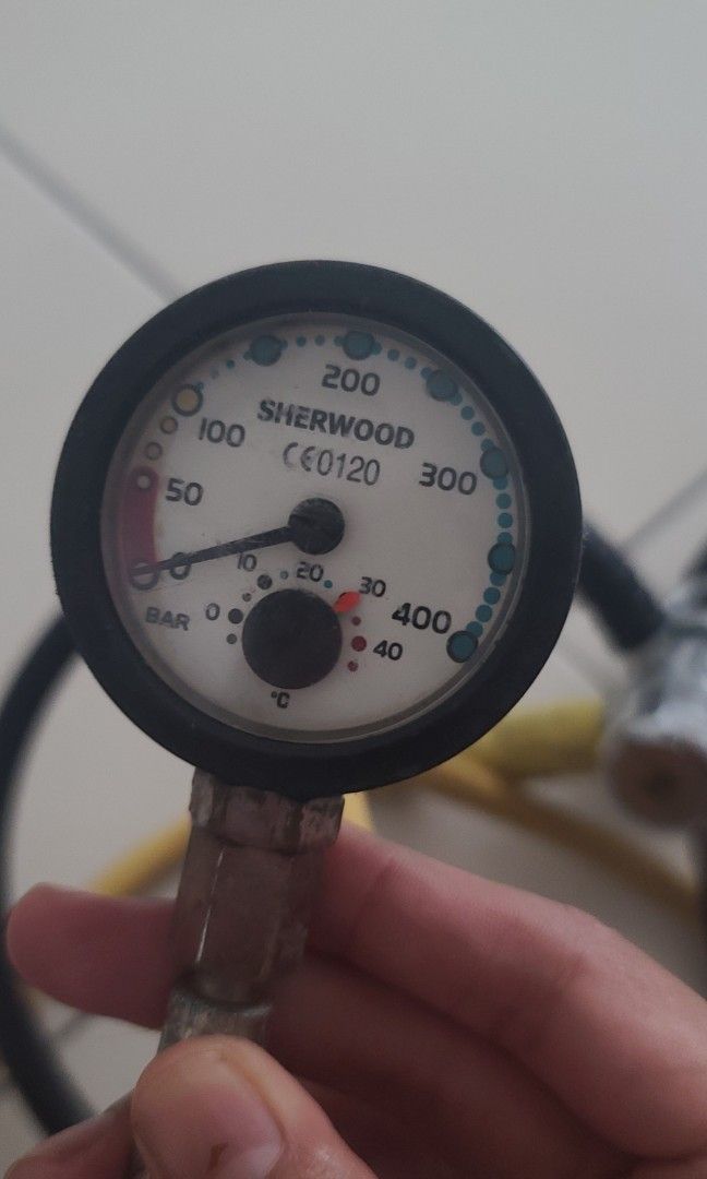 Aqualung Calypso Regulator Set, Sports Equipment, Sports & Games, Water