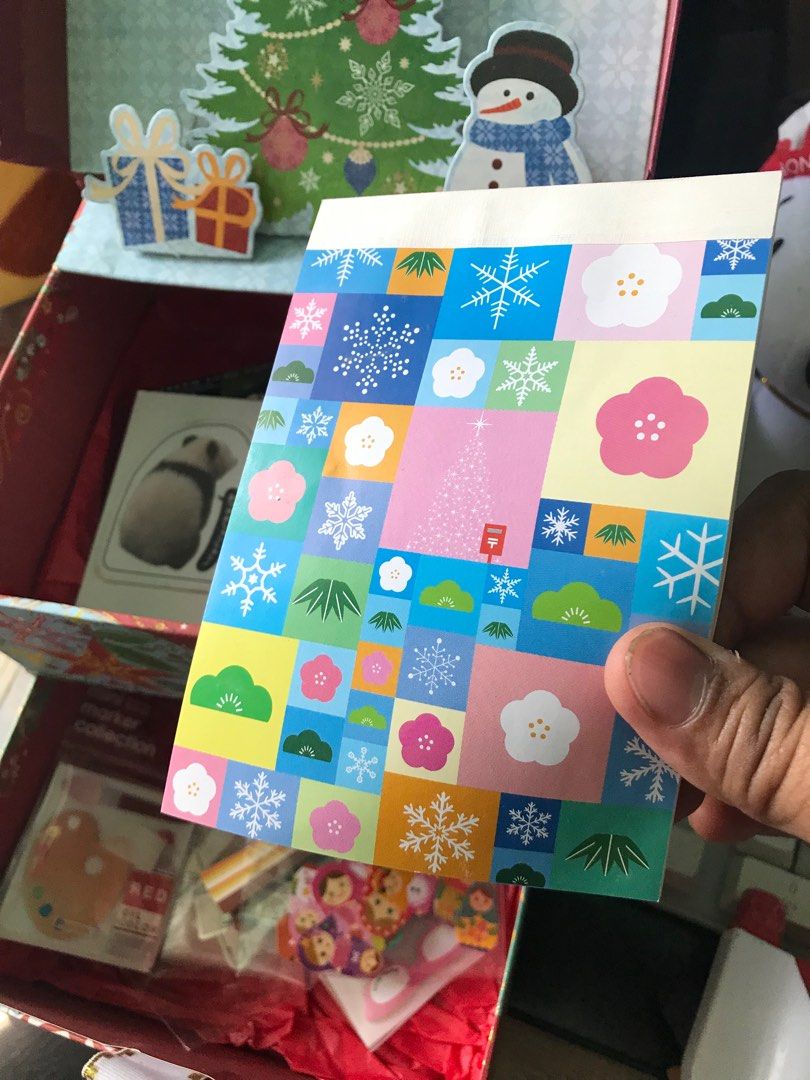 arts and crafts overload (Category: Stationery & School Supplies) located in Muntinlupa City. Submitted by joanofarc1013 (Listing ID 1249323304, Image 3). Description: with sticky notes origami papers scrap book sticker cute,pede tong lagyan nang mga ballpen .