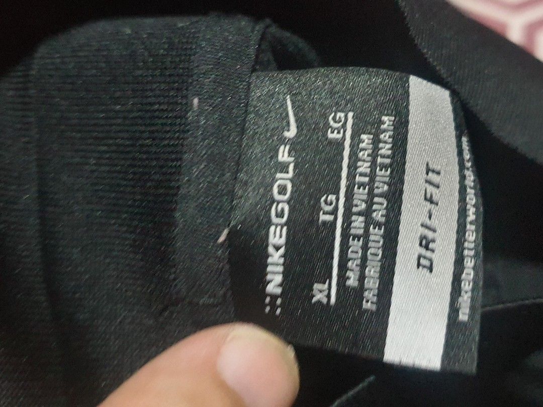 As pack Nike Golf x Nike Sb vintage (Category: Activewear) located in Caloocan City. Submitted by suichi11 (Listing ID 1249351459, Image 2). Description: 2xl sa 3/4 na nike sb xl for the nike golf solid pareho.