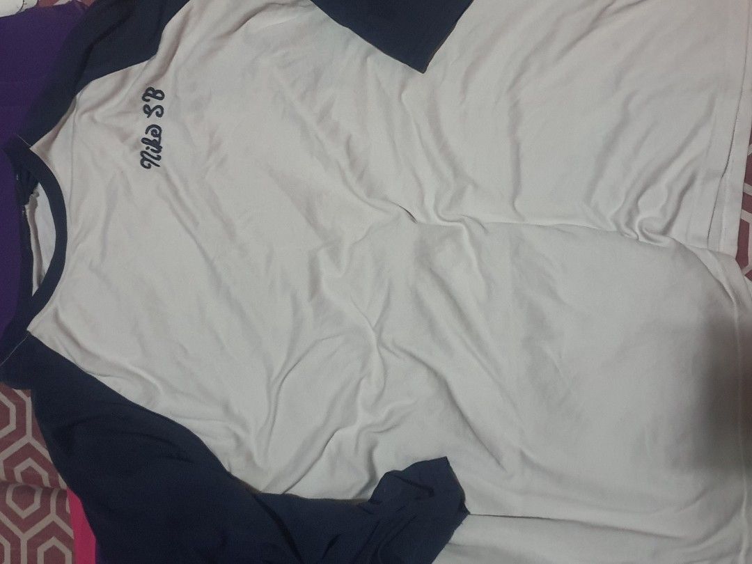 As pack Nike Golf x Nike Sb vintage (Category: Activewear) located in Caloocan City. Submitted by suichi11 (Listing ID 1249351459, Image 3). Description: 2xl sa 3/4 na nike sb xl for the nike golf solid pareho.