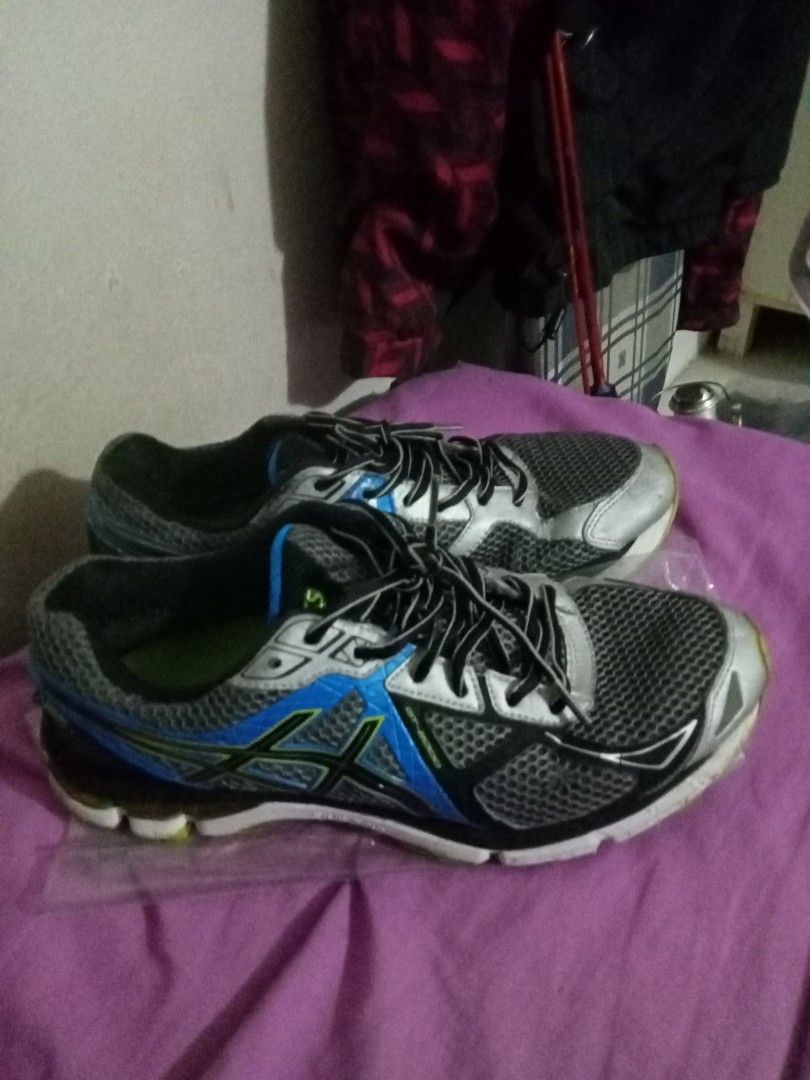 Asics gt 2000 Men s Fashion Footwear Casual shoes on Carousell