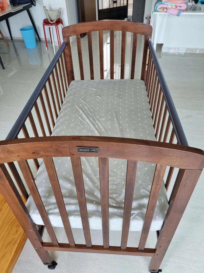Baby cot, Solid wood baby cot, real wood baby cot, wooden baby cot