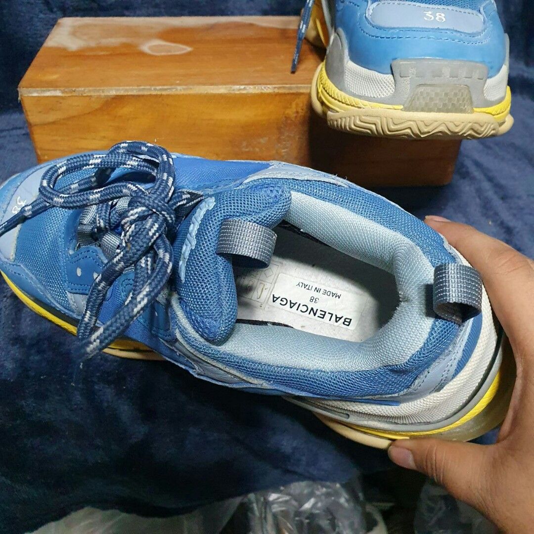 Balenciaga Triple S Men s Fashion Footwear Sneakers on Carousell