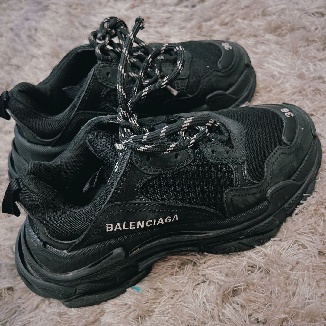Triple s trainer sales