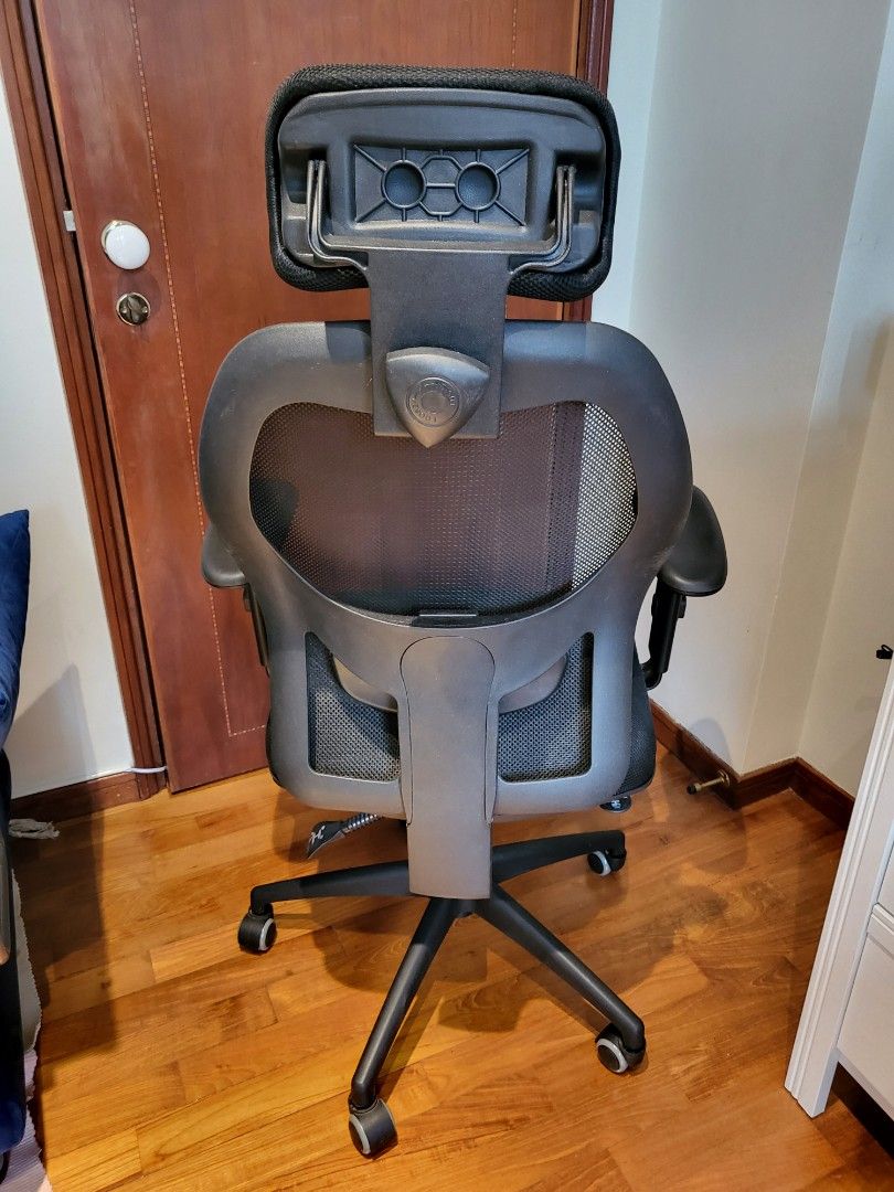 Black Office Chair w/ Headrest, Furniture & Home Living, Furniture