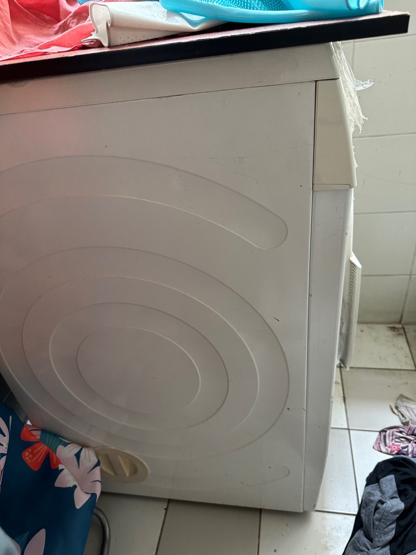 Bosch Dryer machine, TV & Home Appliances, Washing Machines and Dryers