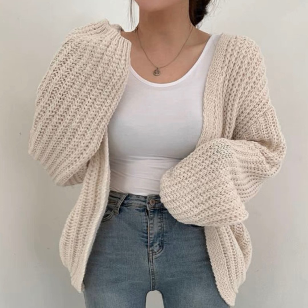 Neonmello** BASIC DONNA WEAVE TEXTURED KNIT CARDIGAN IN CREAM, Women's  Fashion, Tops, Other Tops on Carousell