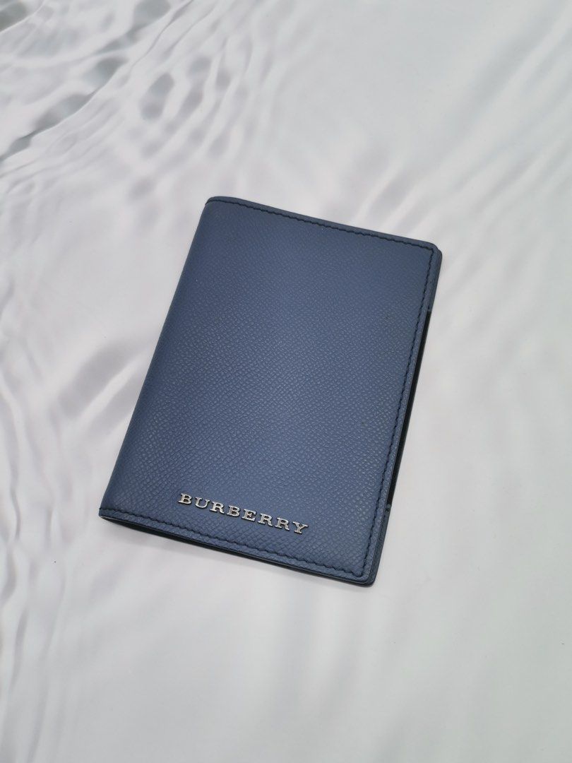 Burberry mens passport 2025 holder
