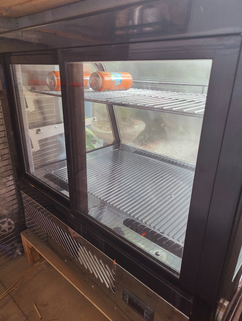 Cake Display Chiller on Carousell