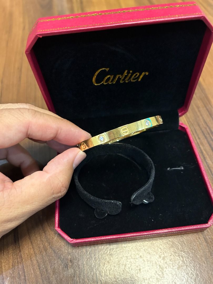 Inside of outlet cartier bracelet