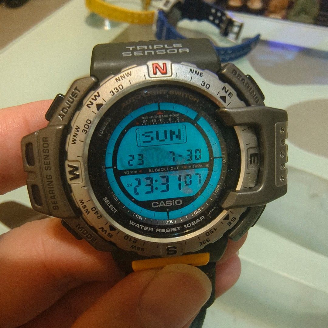 CASIO PRO TREK PRT-40 WWF 世界自然基金會虎山系登山戶外, 名牌精品, 精品手錶在旋轉拍賣