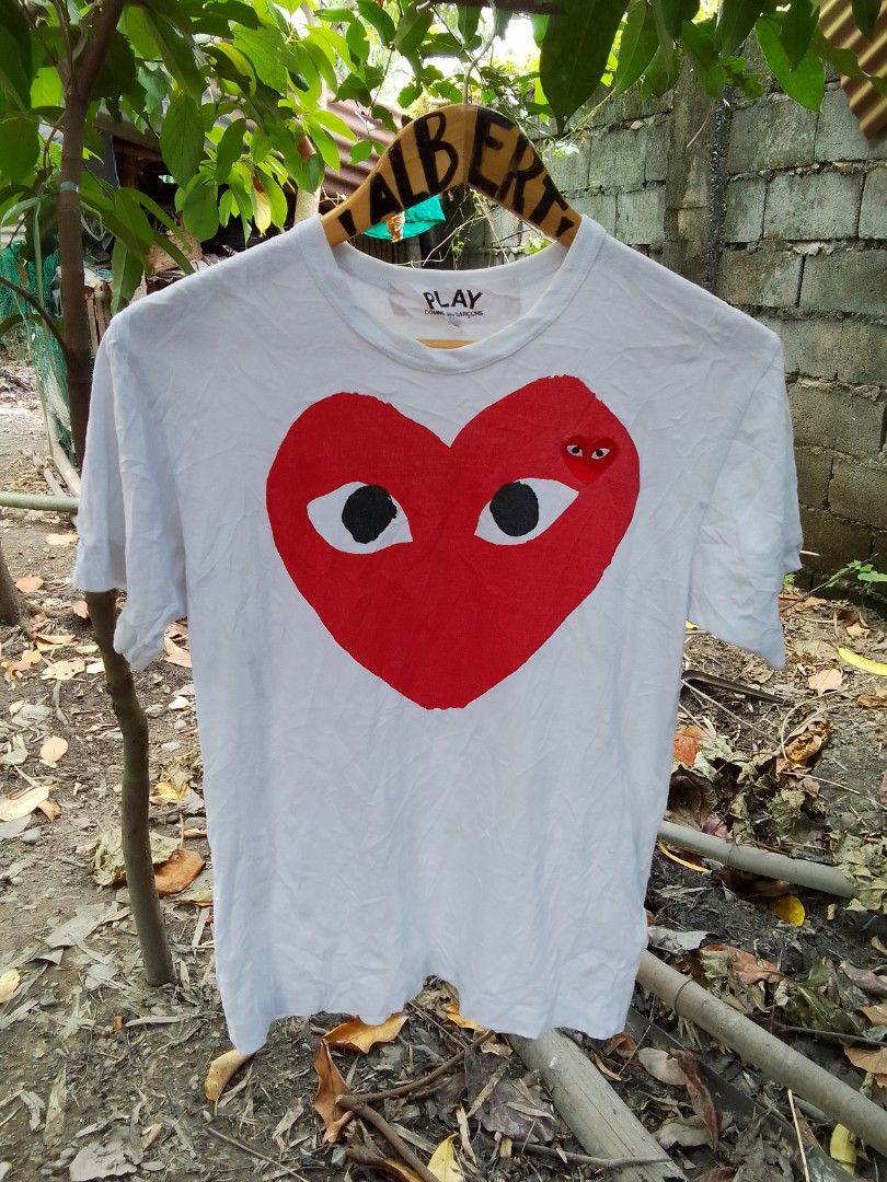 Play cdg tshirt hotsell