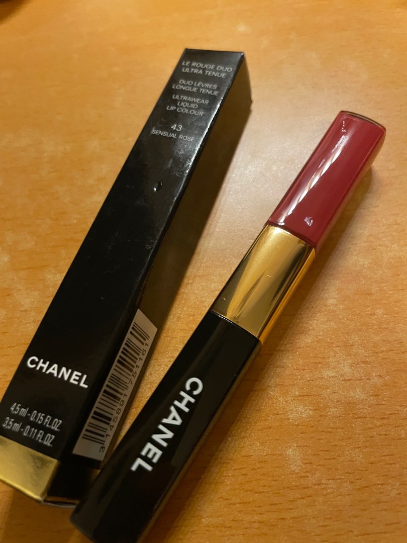 Chane 43 LE ROUGE DUO ULTRA TENUE 雙頭唇彩, 美容＆化妝品, 健康及美容- 皮膚護理, 化妝品- Carousell