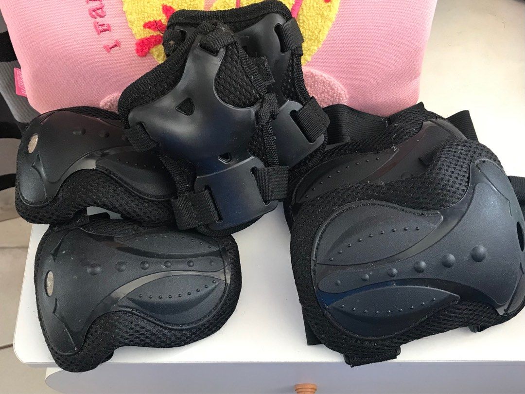 Chaser 6pc wrist, knee and elbow protector set (Category: Bicycles) located in Makati City. Submitted by yourruth (Listing ID 1249268850, Image 1). Description: used but still in good condition.