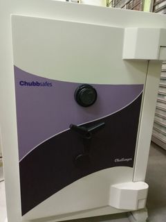 Chubb Challenger safe box
