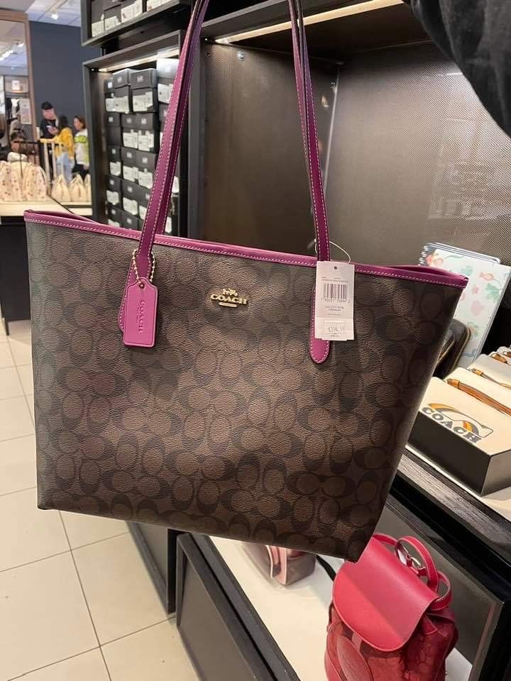 NWT Coach City Tote In Signature Canvas With Bee Print C8590