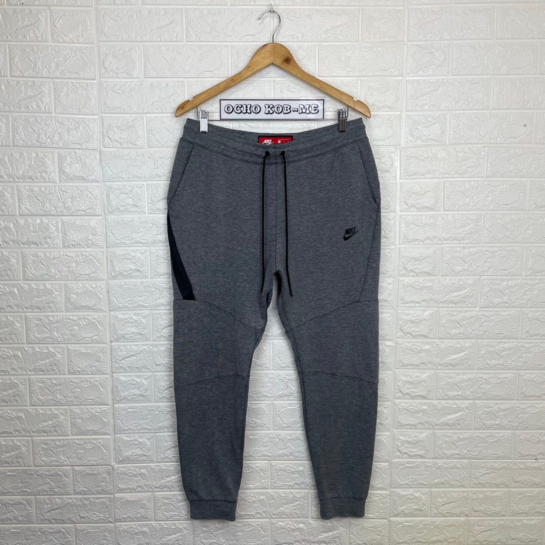 dark gray nike tech fleece