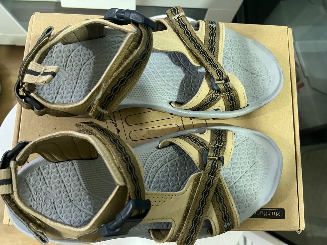 Decathlon Sandals, Men's Fashion, Footwear, Slippers & Slides on Carousell