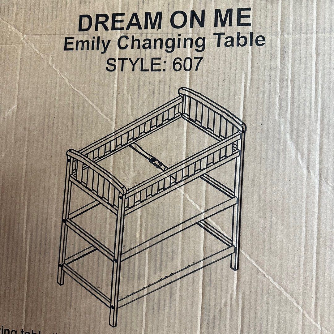 Dream on me changing table 607 on sale