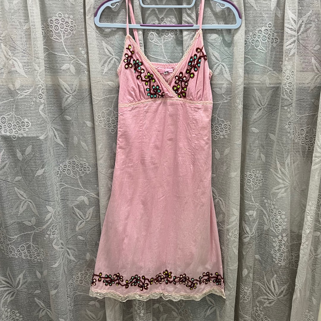 Cute victoria 2025 secret pink outfits