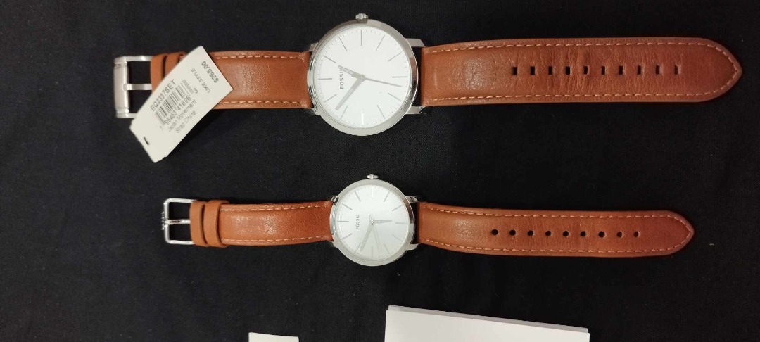 Fossil His and Her watch Brand New Never Used
