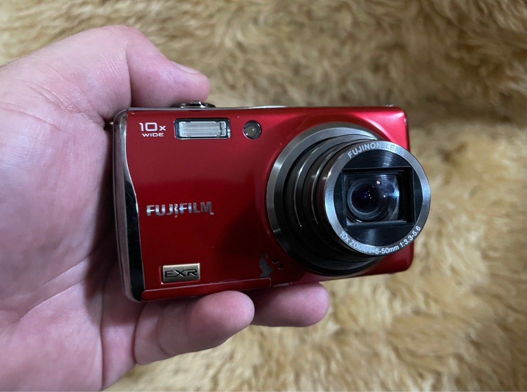 Fujifilm Finepix F80 EXR Digital Camera, Photography, Cameras on Carousell