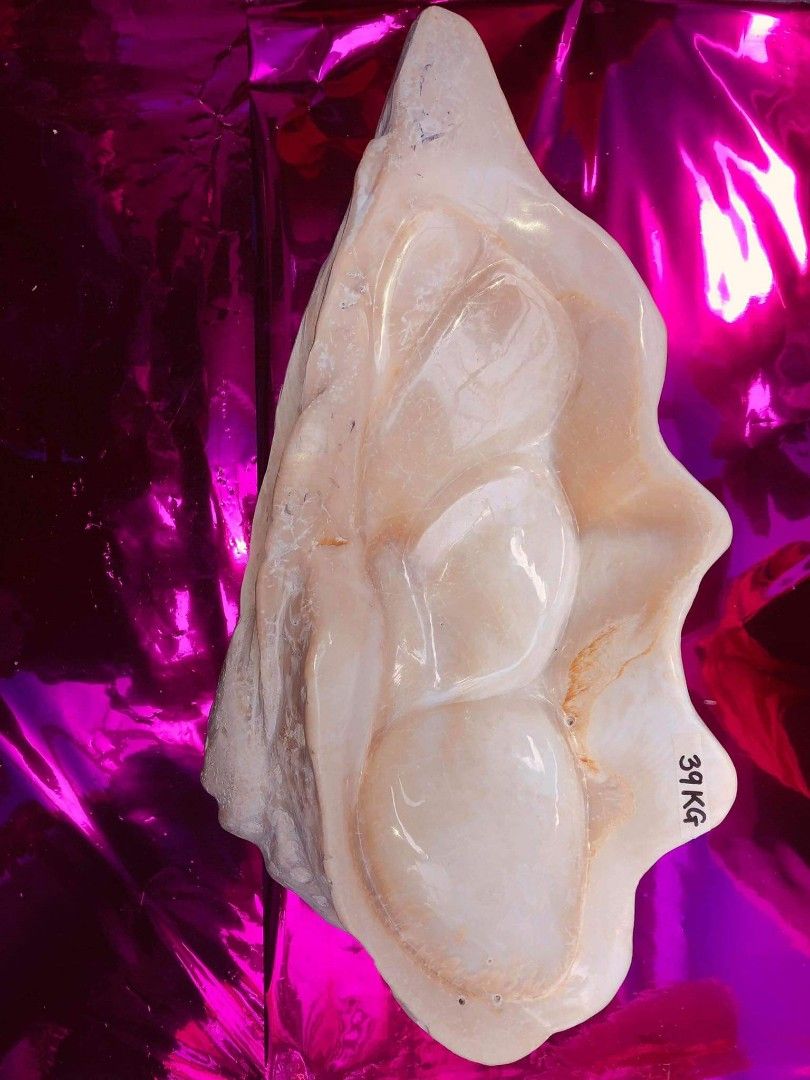 Giant pearl for clearance sale