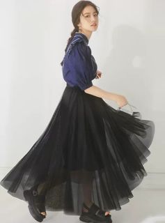 GRL 全新品  黑色紗裙   (at118)