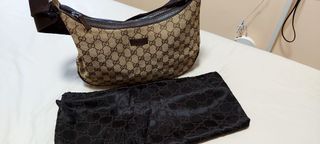 Gucci 中古  "U"shape Zipper Khaki Colour Cross Body  Bag