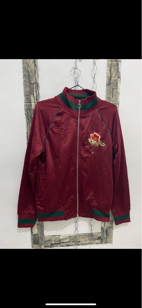Gucci bomber jacket red 2025