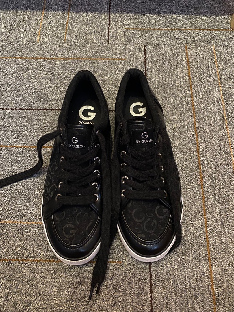 Guess Signature shoes Women s Fashion Footwear Sneakers on