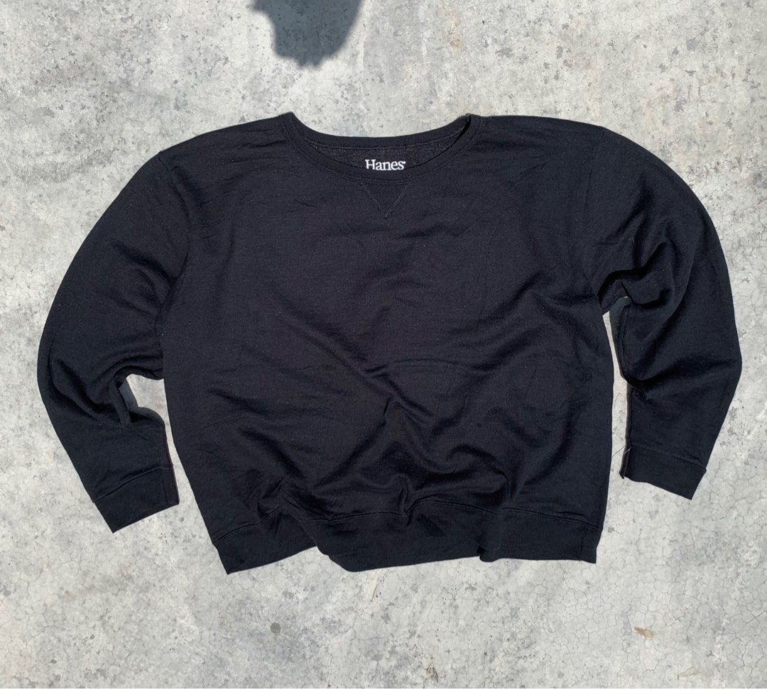 Hanes Black Sweatshirt