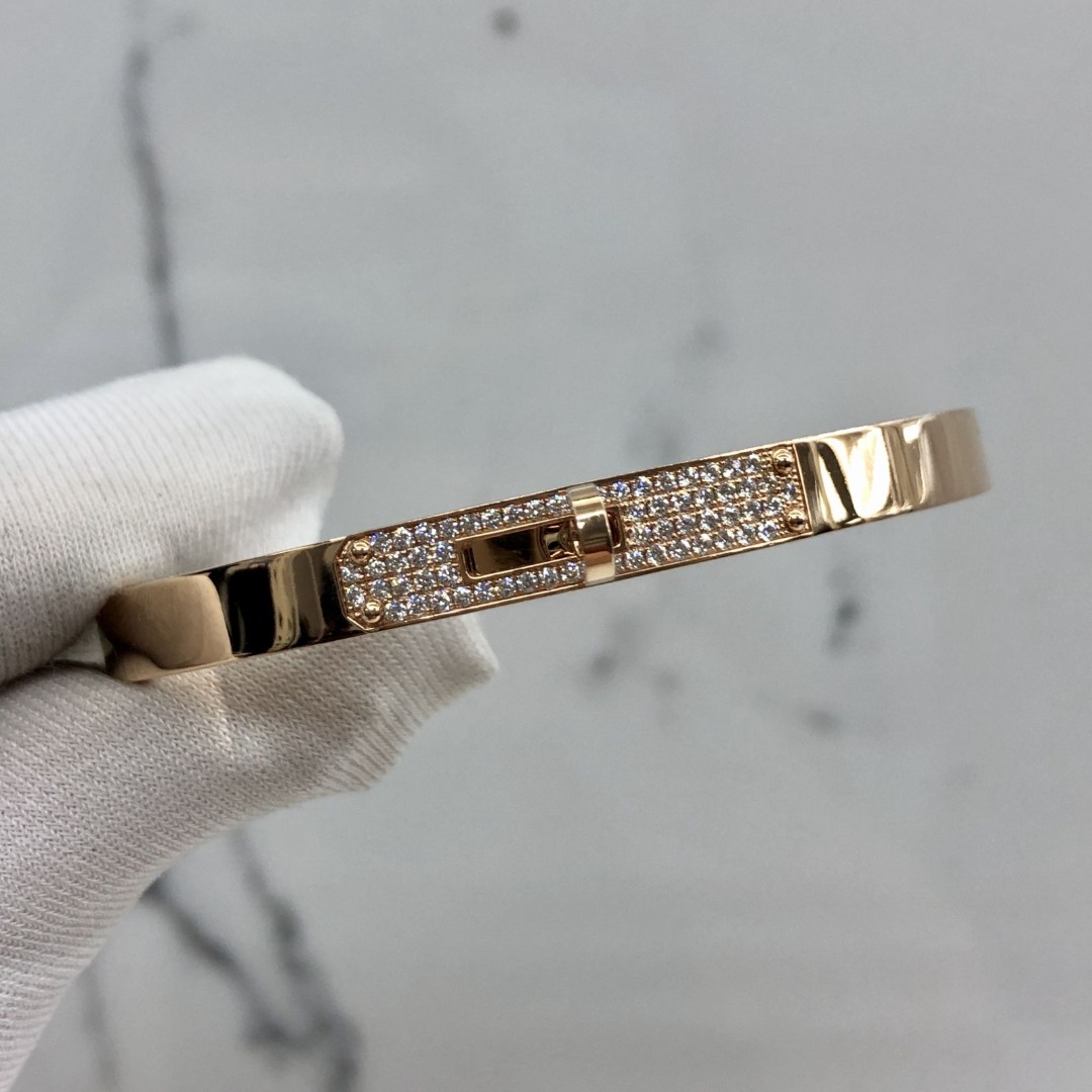 Hermes Kelly Bracelet 18k Rose Gold, Luxury, Accessories on Carousell