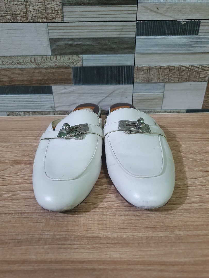 Hermes Mules, Women's Fashion, Footwear, Flats & Sandals on Carousell
