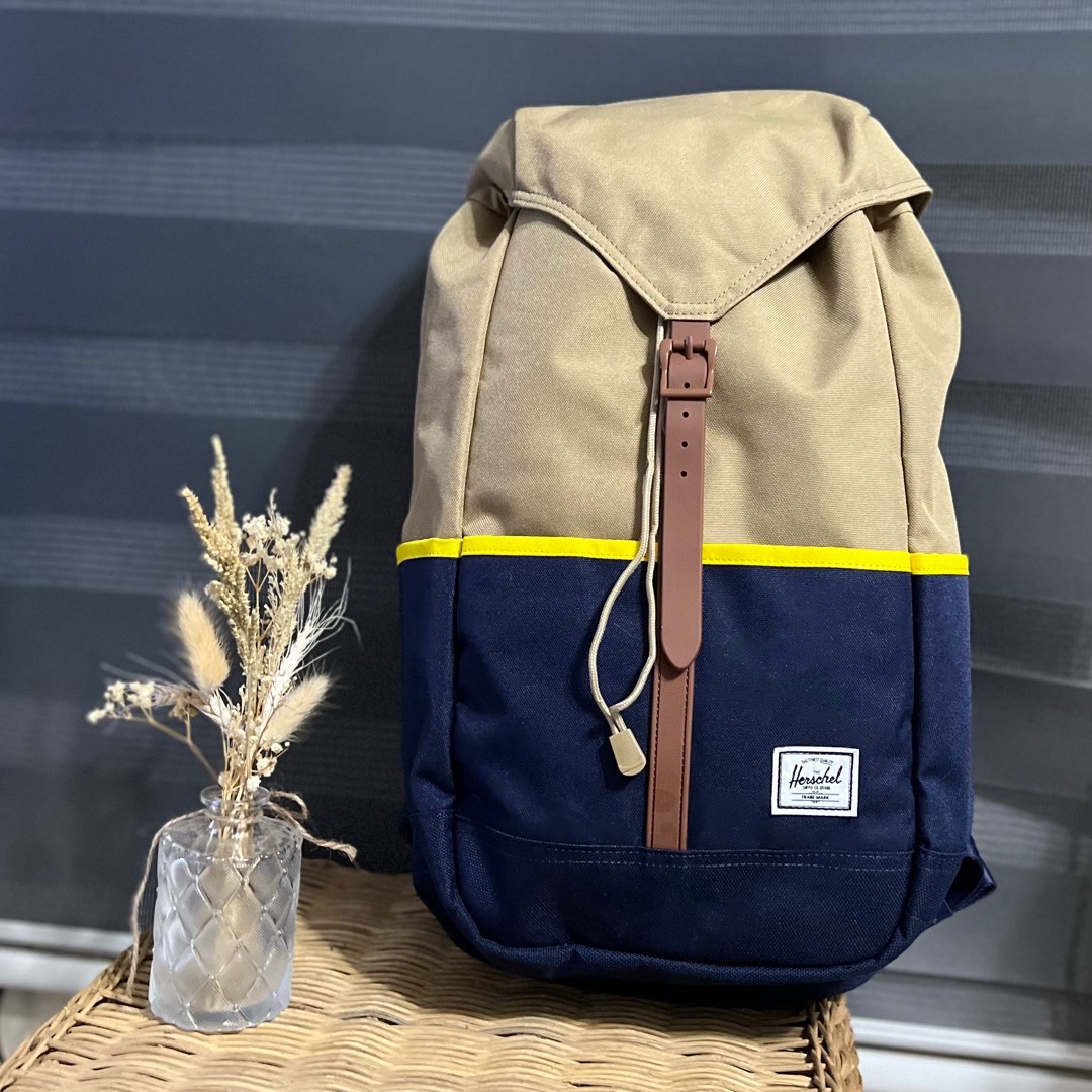 Herschel thompson deals backpack review