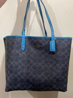 HOT SALE coach tote bag reversable (bolak balik..polos dan signature) plus bonus pouch random