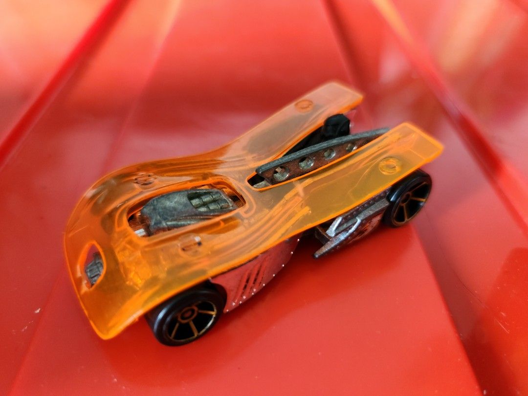 Hotwheels (Category: Vehicle & Diecast Models) located in Singapore. Submitted by superkidsfunshop (Listing ID 1249313477, Image 3). Description: Hotwheels S$2.50 each.