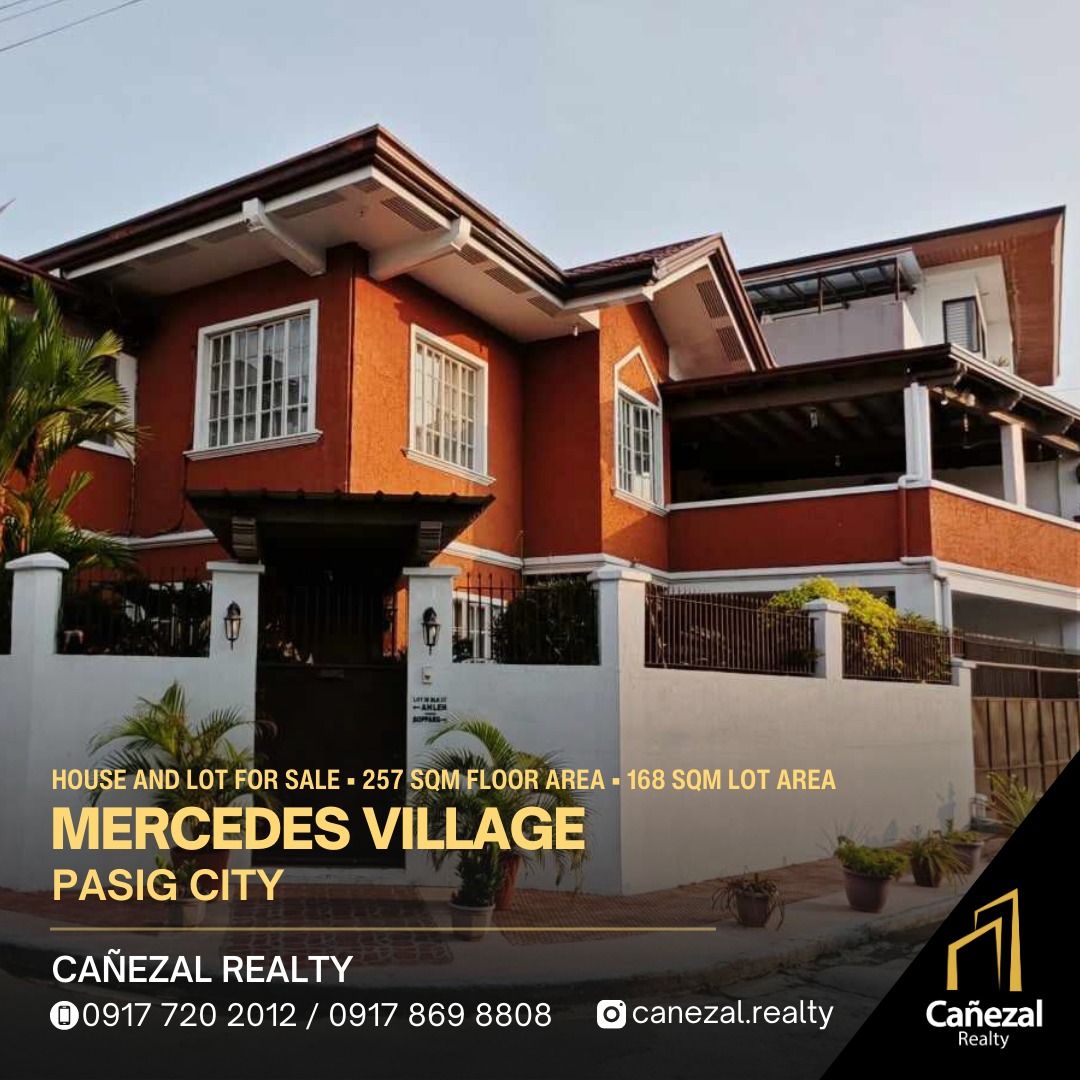House and Lot in Mercedes Village, Corner Lot with 257SQM Floor Area