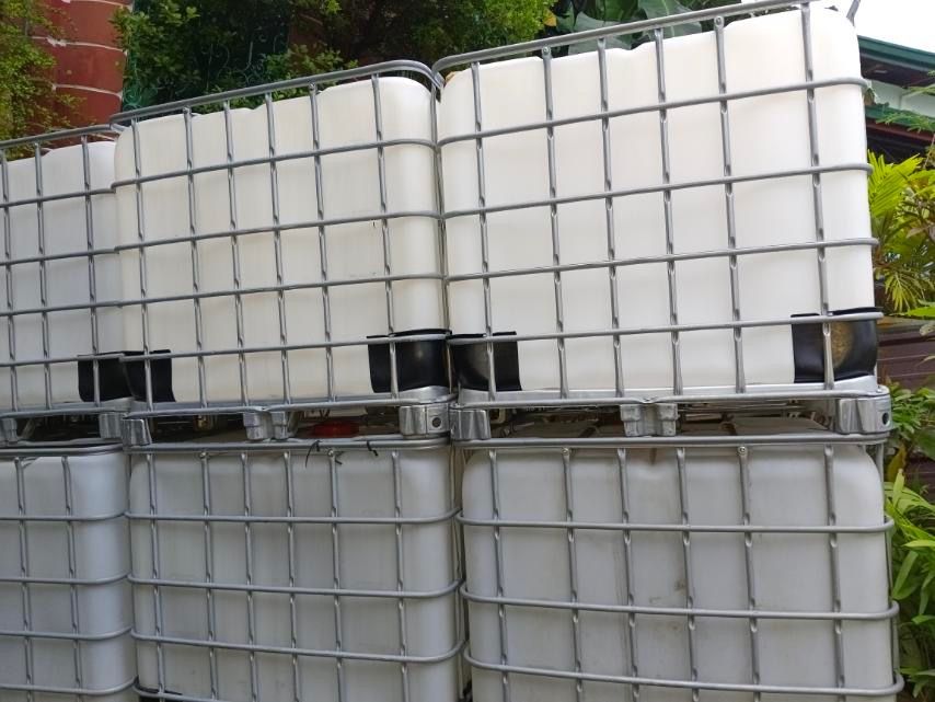 IBC Tank (empty) (Category: Industrial Equipment) located in Cainta. Submitted by dc_garage (Listing ID 1249267351, Image 3). Description: Height: 37 inches Width: 37 inches Length: 45 inches.